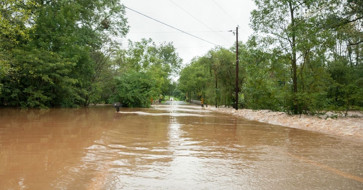 Pascagoula family watching Hurricane Sally flooding in low-lying neighborhood