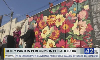 Dolly Parton performs in Philadelphia