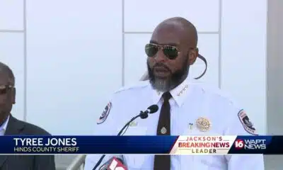 Inmates cleaning up streets