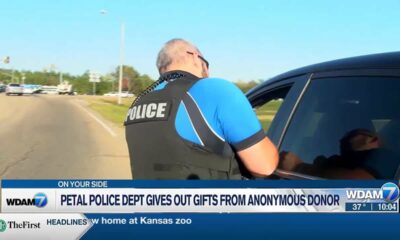 Petal Police Dept. gives out gifts from anonymous donor