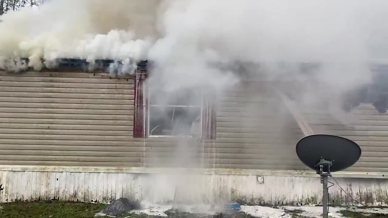 Family loses pets in mobile home fire in Jones Co.
