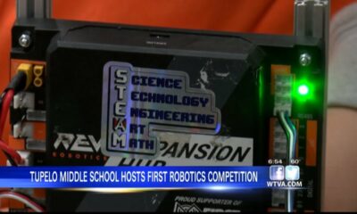 Tupelo Middle School hosts robotics competition