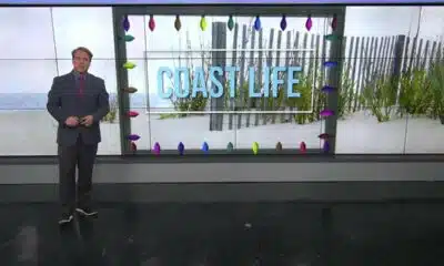 Coast Life: Long Beach neighborhood creates spectacular light show