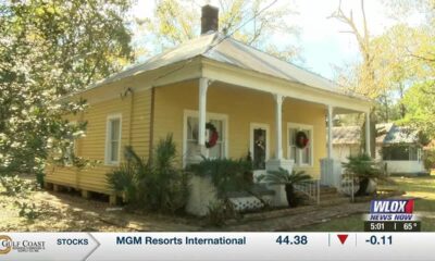 Family celebrates first Christmas in historical house after renovations