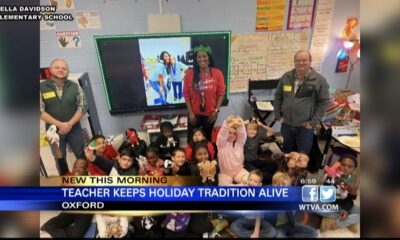 Oxford teacher keeps holiday tradition alive