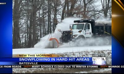 MDOT snowplowing roads throughout north Mississippi