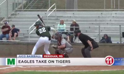 Eagles split doubleheader against Coahoma