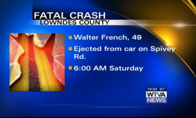 A Lowndes County man died Saturday morning in a single car crash