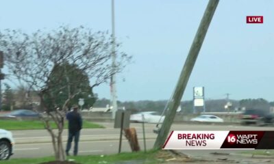 18-Wheeler crashes into power pole knocking out power near Northside Drive