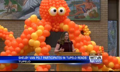 Best-selling author Shelby Van Pelt visited Tupelo