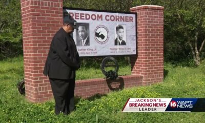 Stokes hosts wreath-laying at Freedom Corner