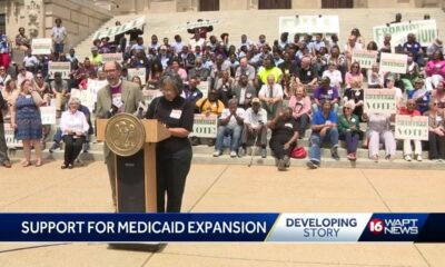 Group rallies to pressure lawmakers to expand Medicaid