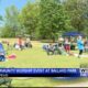 Church uses great weather to hold worship event at Tupelo park