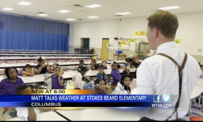 Matt Laubhan visits students at Stokes-Beard Elementary School in Columbus