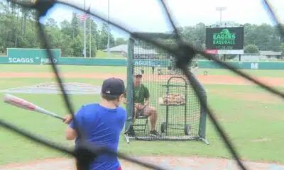 Eagles host Baseball Camp for Kids