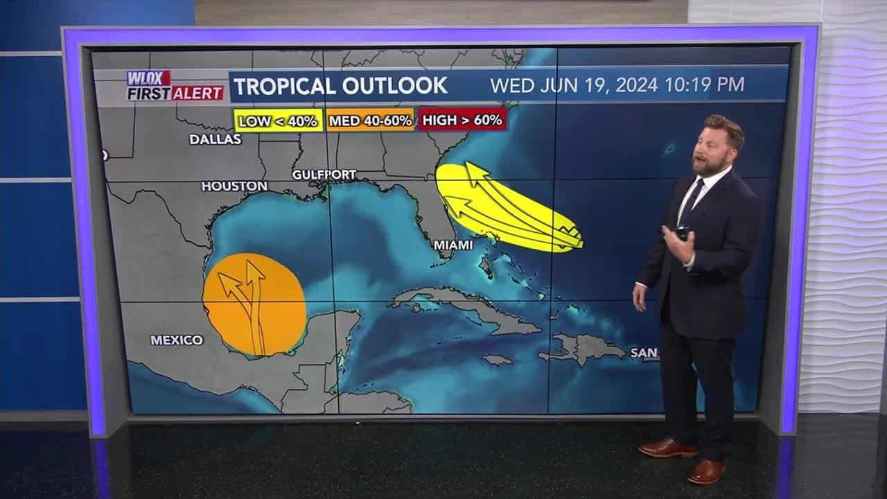 Coastal flooding for some and breezy conditions Thursday as Alberto makes landfall in Mexico