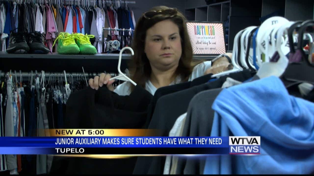 Tupelo Junior Auxiliary’s Clothes Closet helps students in need dress for success