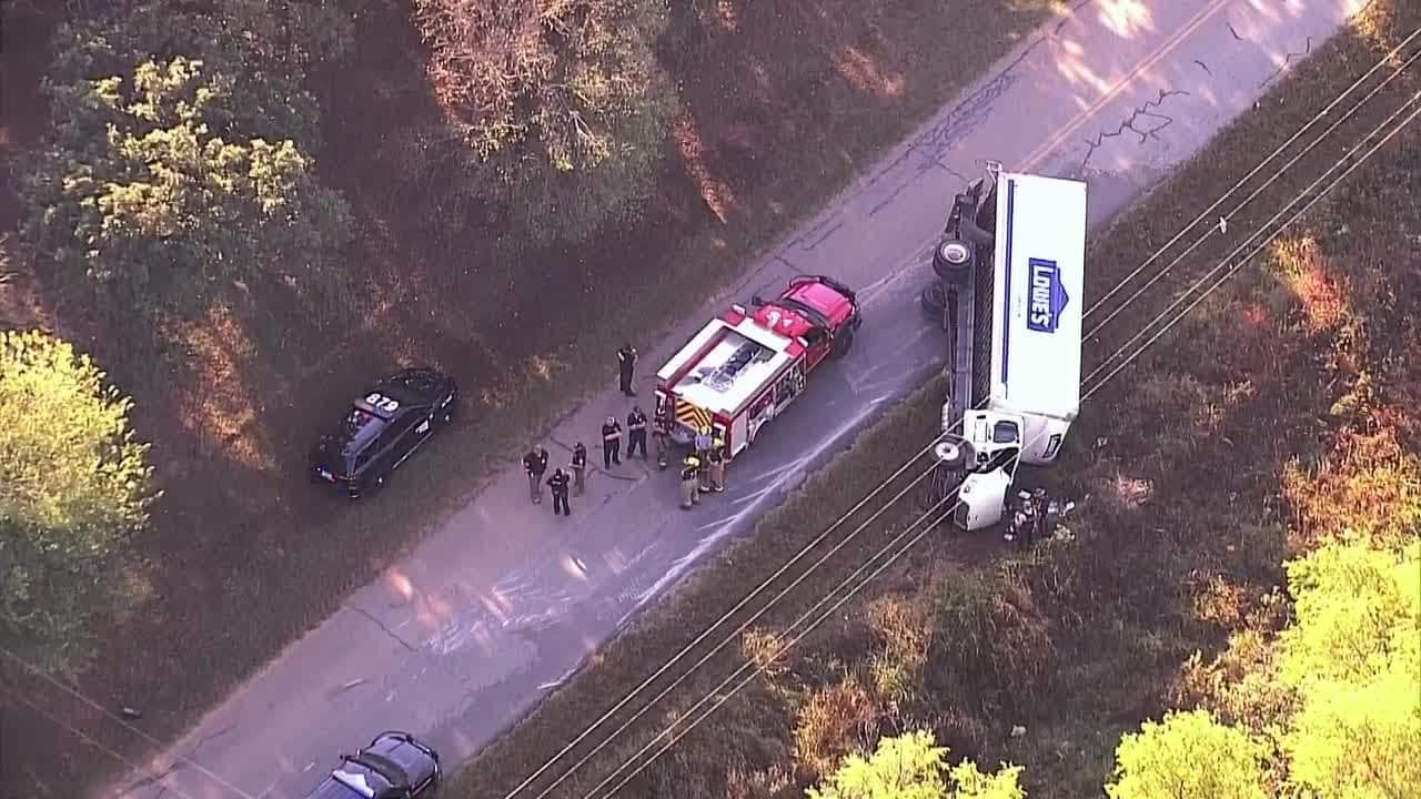 OHP: One dead, another taken to hospital after box truck rolls over near Bethel Acres