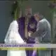 Mobile couple gets married on Joe Cain Day in honor of their love for Mardi Gras