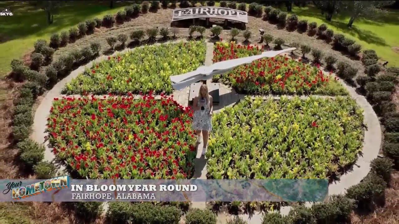 How Fairhope stays beautiful, in full bloom, all year