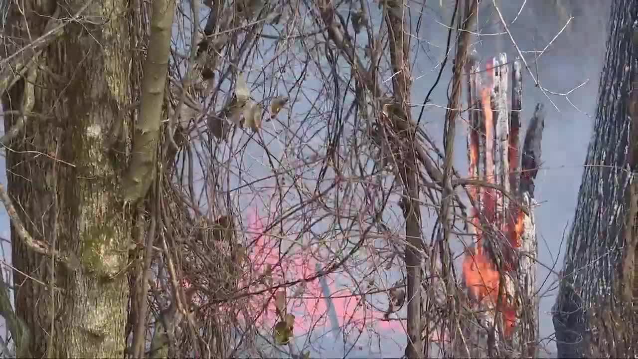Fire officials urge safe burning practices amid high brush fire risk in Kanawha County