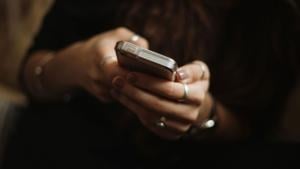 Arizona, others back bills allowing states to jam cellphones smuggled into prisons | Arizona