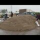 St. Louis area homeowners stock up on sandbags as more rain hits the region