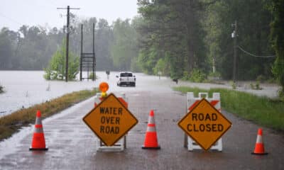 Mississippi River flooding Vicksburg, expected to crest on Monday