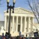 Supreme Court temporarily halts some Venezuelan deportations | National