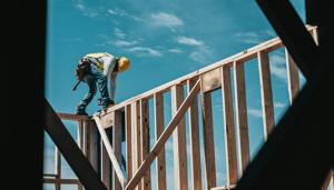 Texas breaks jobs records again, but oil-gas sector outlier indicates volatility | Texas