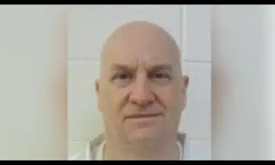 Manhunt underway after murderer, former police chief escapes Arkansas prison