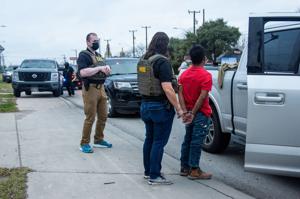 U.S. attorneys in border states charge 1,220 with immigration crimes in a week | National