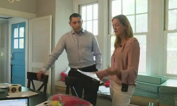 Contact 2 helps STL business owner recover hacked Facebook pages