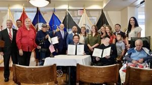 DeSantis signs veteran-related bills on D-Day anniversary | Florida