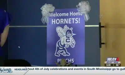 Coach-turned-mayor Billy Knight speaks at Carver High School reunion