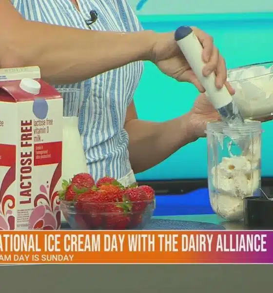 How to make a homemade strawberry milkshake