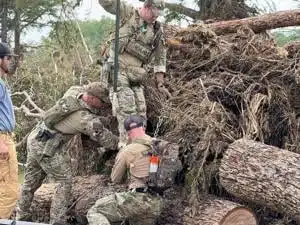 Democrat, Republican governors from 13 states send assistance to Texas | Texas