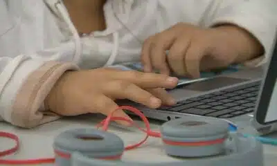Tips: Experts urge parents to address online safety with kids